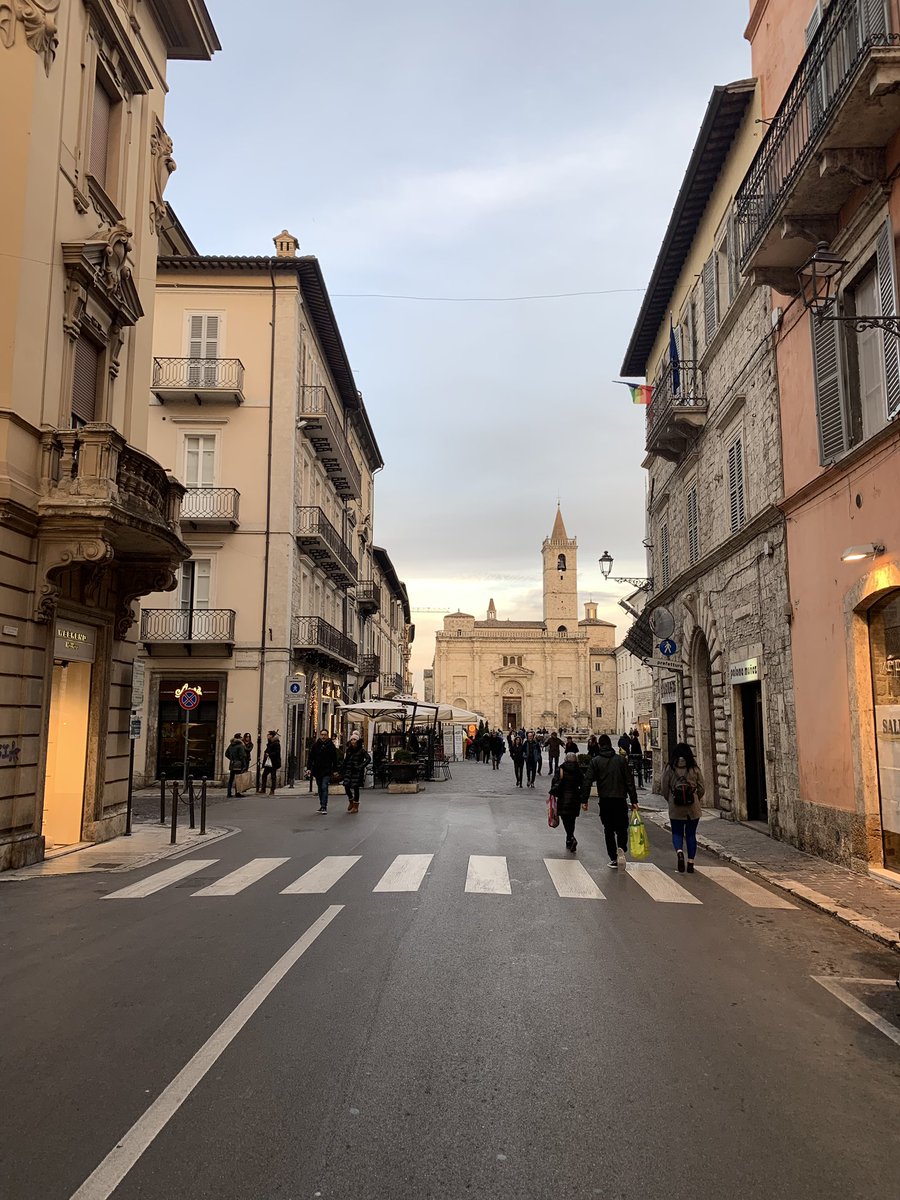 500_bianca's tweet photo. Un sabato qualunque ad Ascoli Piceno ❤️ #LeMieMarche #AscoliPiceno #DestinazioneMarche https://t.co/hyMCO6s6XJ