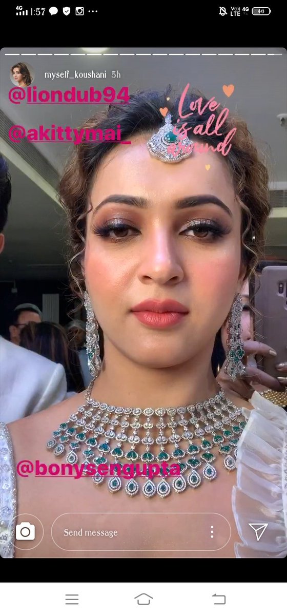 _sayani21's tweet photo. My queen @KoushaniMukher1 's insta story 😘😘 Breathtakingly beautiful 😍😍🔥🔥💥💥❤️😍😘 ❤️❤️❤️ https://t.co/pUpxEPquxg
