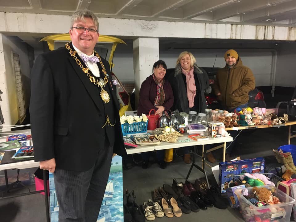 What an amazing way to spend a Sunday morning! It was great to meet so many people at the <a href="/4Tamworth/">Gary Hunt</a> monthly car boot sale in <a href="/shop_ankerside/">Ankerside Tamworth</a> car park. This event helps to raise funds for the Tamworth Carnival. Great to see the team from <a href="/RadioTamworth/">Radio Tamworth</a> too #amazingtamworth