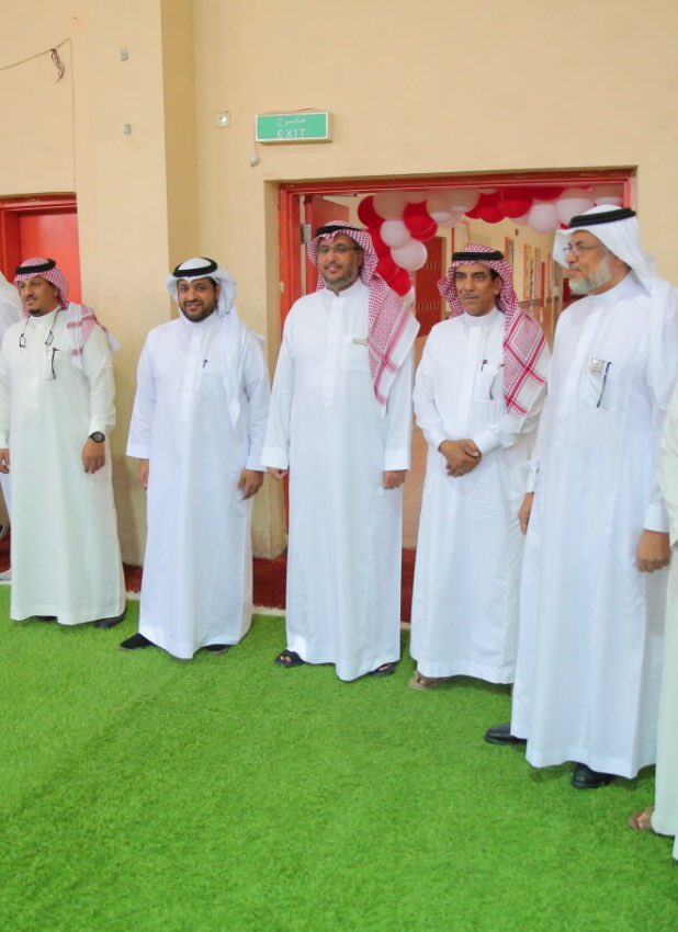 MOE_JDH's tweet photo. دُشنت صباح اليوم ( الأحد ) الصالة الرياضية المغلقة بمدرسة شيبة بن عثمان الابتدائية بحي السامر بعد تجديدها واجراء أعمال الصيانة  الكامله لها وذلك بحضور  عدد من القيادات التعليمية ومهندسي إدارة الصيانة بـ #تعليم_جده https://t.co/eLO29u1aPA