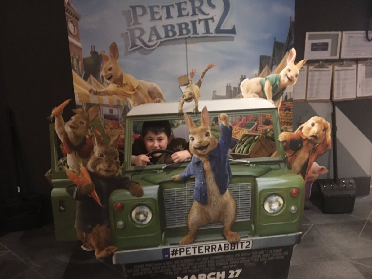 andymcivor's tweet photo. Wee carrick cinema with reclining seats is quite pleasant! #CalloftheWild #keepitlocal https://t.co/4ODtrgyzeH