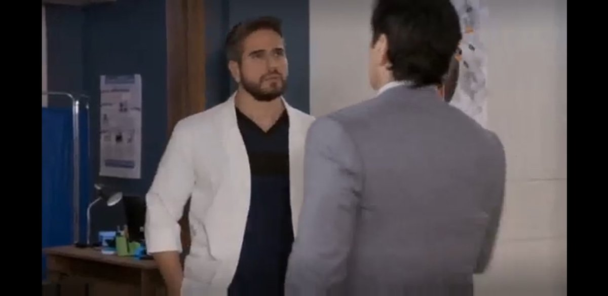 DaniArenasCol's tweet photo. #FelizDomingoATodos 🌞🌈🌼🌻☘ #4parte #CollagesyFotoCapturas #MejoresMomentos #DavidParedes👨🏻⚕️😷💉💊 @DanArenas #DanielArenas 😍❤ #Capitulo80 @MedicosOf #MedicosLineaDeVida🏥🚑🚨🆘 #ConLasEstrellas #UltimasSemanas #finalfelizparadavina 💕 🙏🙌💫✨ https://t.co/sbj8jWJ1vu