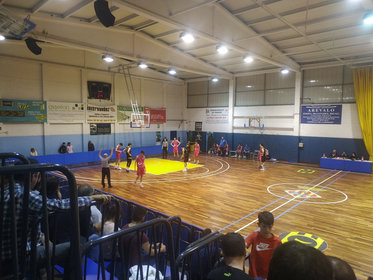 BasketAlmeda's tweet photo. Gran victòria del #J1M davant el @CBT_Tarragona per 64-55 #BàsquetAutèntic #AdnAlmeda https://t.co/Ipujv8G2Q6
