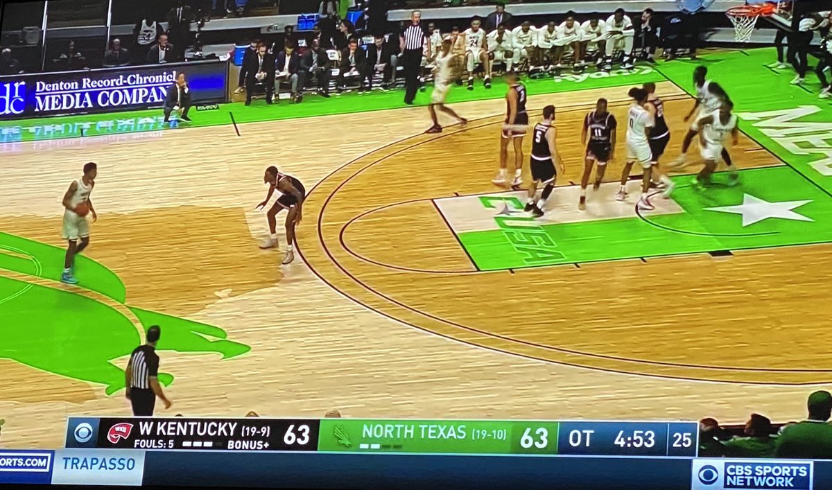 BarstoolBigCat's tweet photo. I love the North Texas court https://t.co/EbuNPuHiC3
