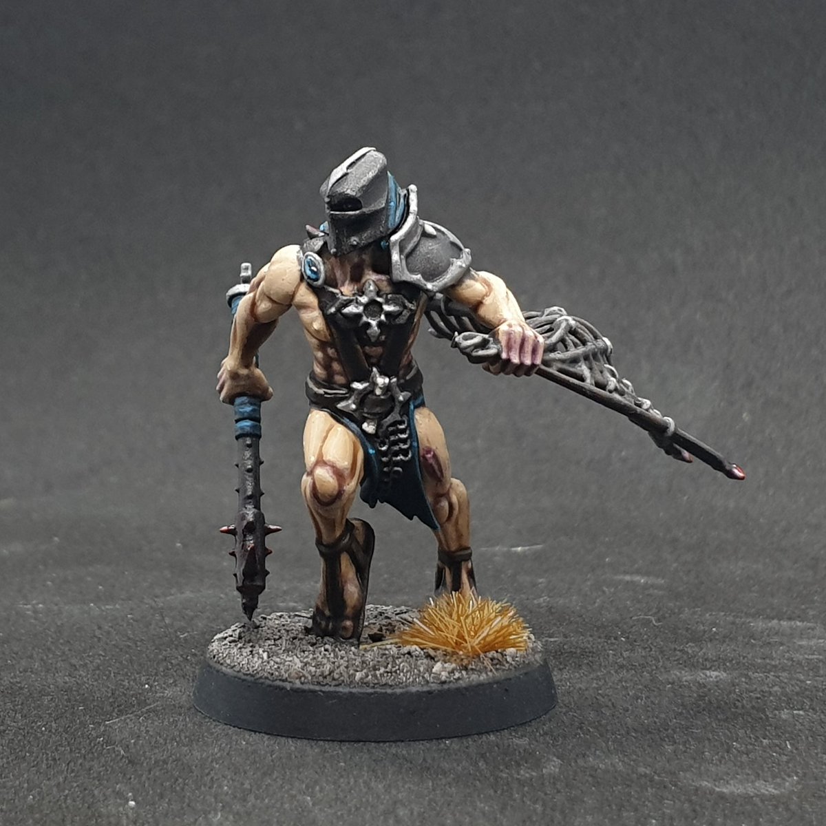 DeathcatCXLVII's tweet photo. The pit fighter with net is all done. Really pleased with the flesh. Normally I struggle with the traditional pinkish flesh, but I think I've finally got the hang of it.
#PaintingWarhammer2020 #gamesworkshop #darkageofsigmar #ageofsigmar #Warcry #loreofyss #spiretyrants https://t.co/MEM36UOhTZ