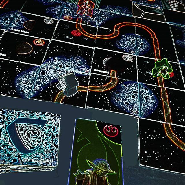 LeGifl_GaG's tweet photo. Carcassonne oui maman mais avec baston... ok guys ! Je les ai pulverisés ... en moi grande est la force...#starwars #jds #j2s #carcassonne #filosofia #klans-jürgenWrede #girlzandgames #legifl #girlgeek https://t.co/wARdDZUmqT https://t.co/xXLEx8l8RQ