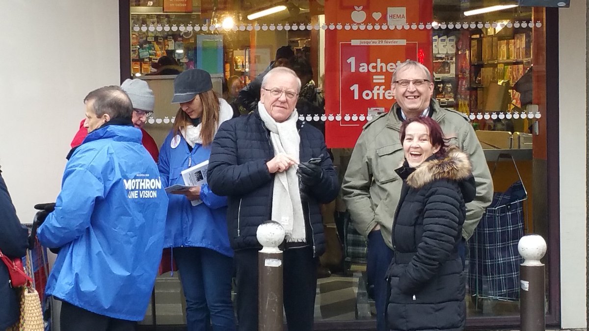 XavierPERICAT's tweet photo. @Mothron1Vision c'est encore un sympathique week-end de #mobilisation autour de @GMothron et de son projet #MothronuneVision sur les marchés d'Argenteuil ! 1/2 #ArgenteuilVilleAVivre https://t.co/kIEbUjsczh