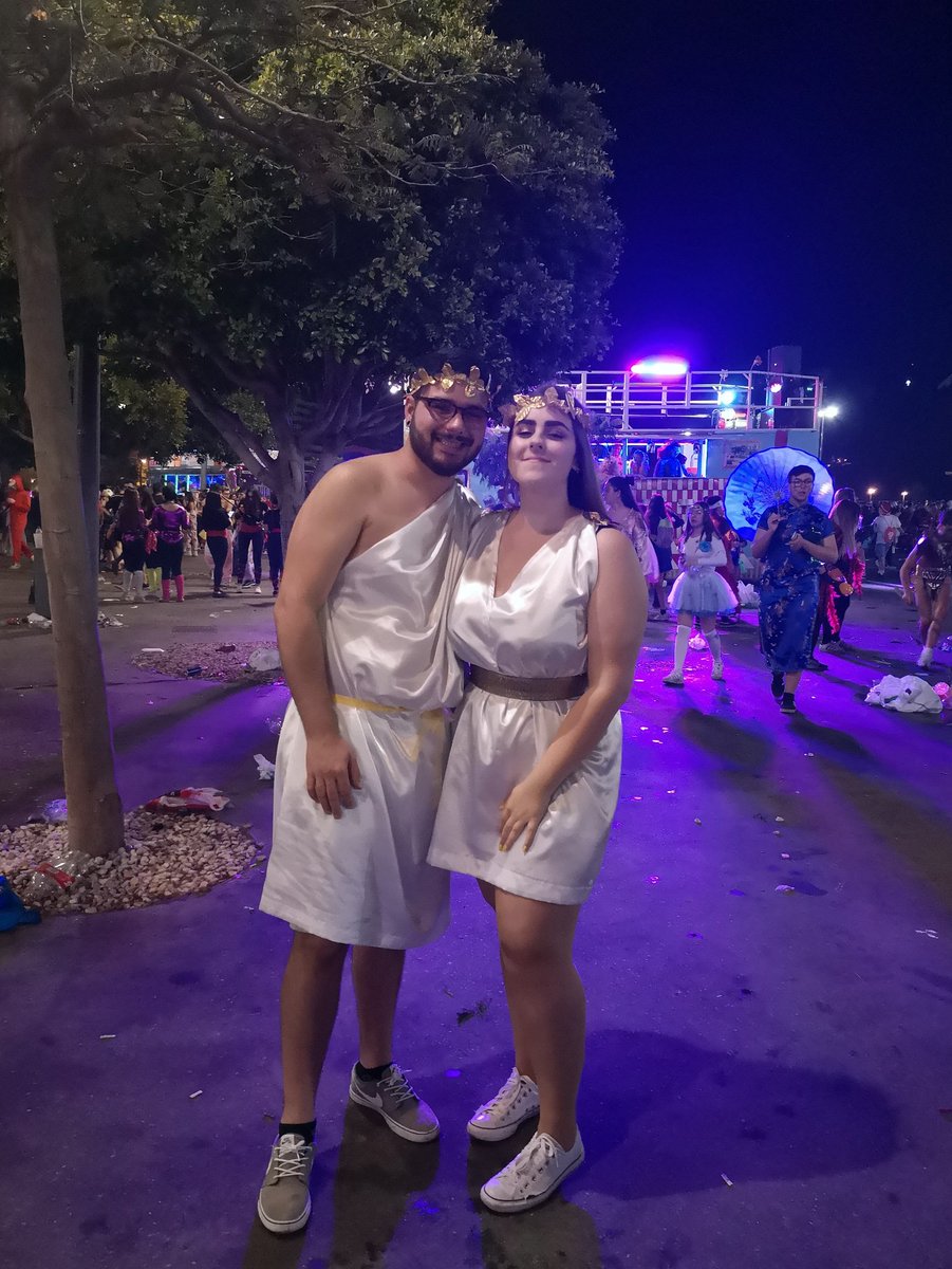 veroarado's tweet photo. Tu pareja fav https://t.co/W2rHjxOeu9