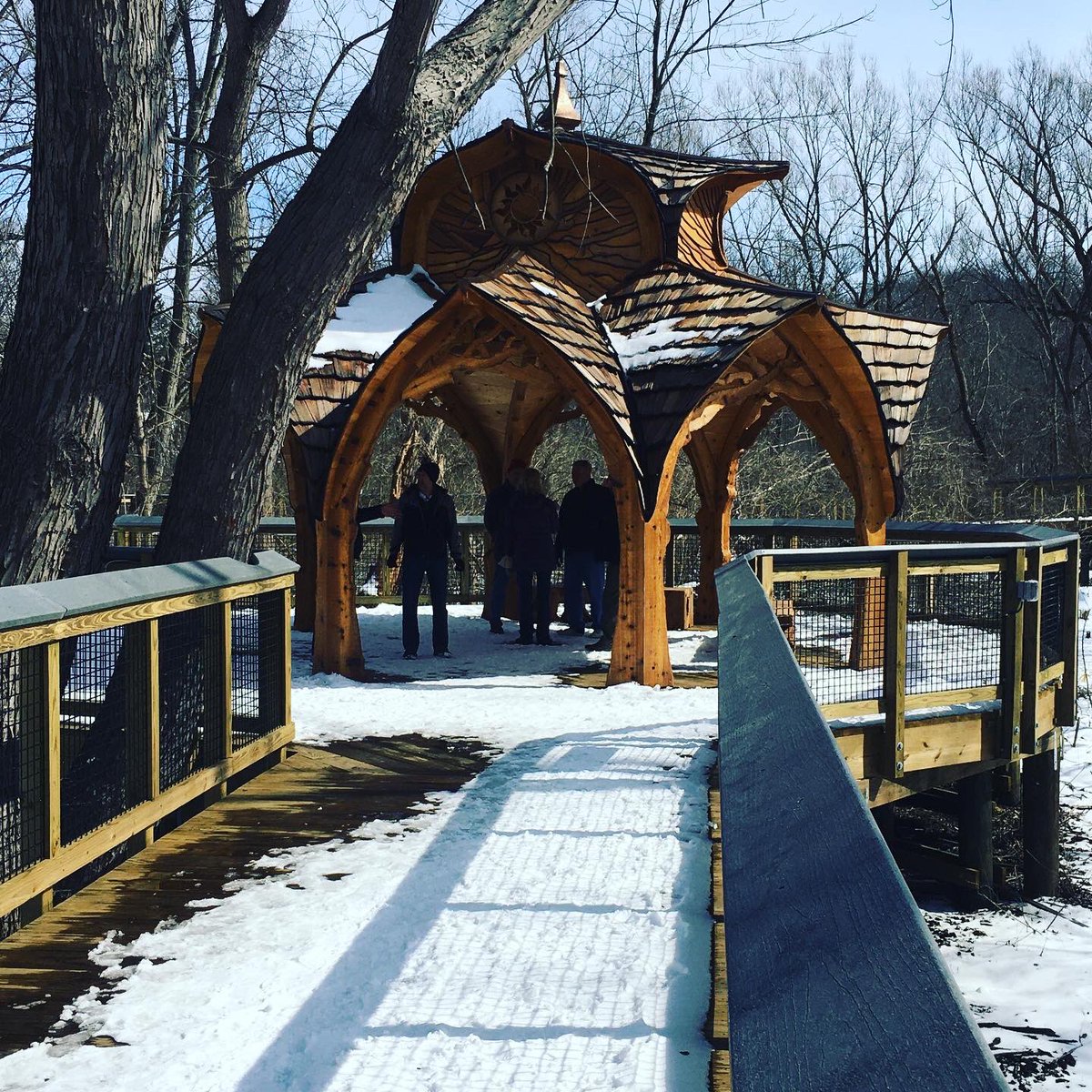 MaryRouse's tweet photo. Shaker Lakes #52hikechallenge2020 @ShakerLakes @ShakerOnline @womenwhohike #myohioadventure #hike7 3.5 miles https://t.co/1Iwr54Me8T