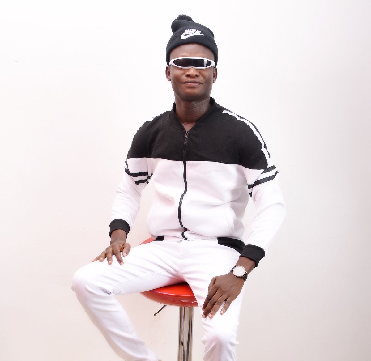 Dzoken_Official's tweet photo. Happy New Month To My Fans!!!
Thank Y'all For Pushing My New Song #BEST_RAPPER
We are doing very well on the online stores 👏
Let's keep pushing https://t.co/z9PcVimT2Y
MAKE WE DROP ANOTHER SONG THIS MONTH?
#ElClasico #UltmateLoveNg #UltimaLoveNG #RealBarca #HalaMadrid https://t.co/hBbM4oi2DV
