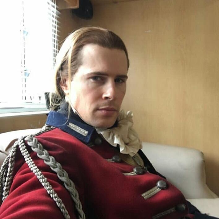 Tanya28837519's tweet photo. @dedicatedtoLJG It’s always not enough ... all day trying to see #Outlander503.some problems on the site. .Wonderful photo #lordjohngray!#DavidBerry All spring mood!😍❤❤🌸🌸🌸✌💎 https://t.co/tn0kP22WFX