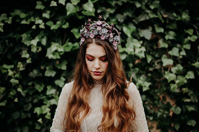 MissAppleBodas's tweet photo. Si te casas este año o el que viene, esto te interesa.
El próximo sábado 7 de marzo, a partir de las 17:30, en la Avenida de Compostilla n°12 bajo, tendrá lugar un evento de Hairstyle para novias, donde podréis ver (y probaros), tocados, peinados y ramos… https://t.co/utAcMF5O9v https://t.co/HCgIqoV8Ka