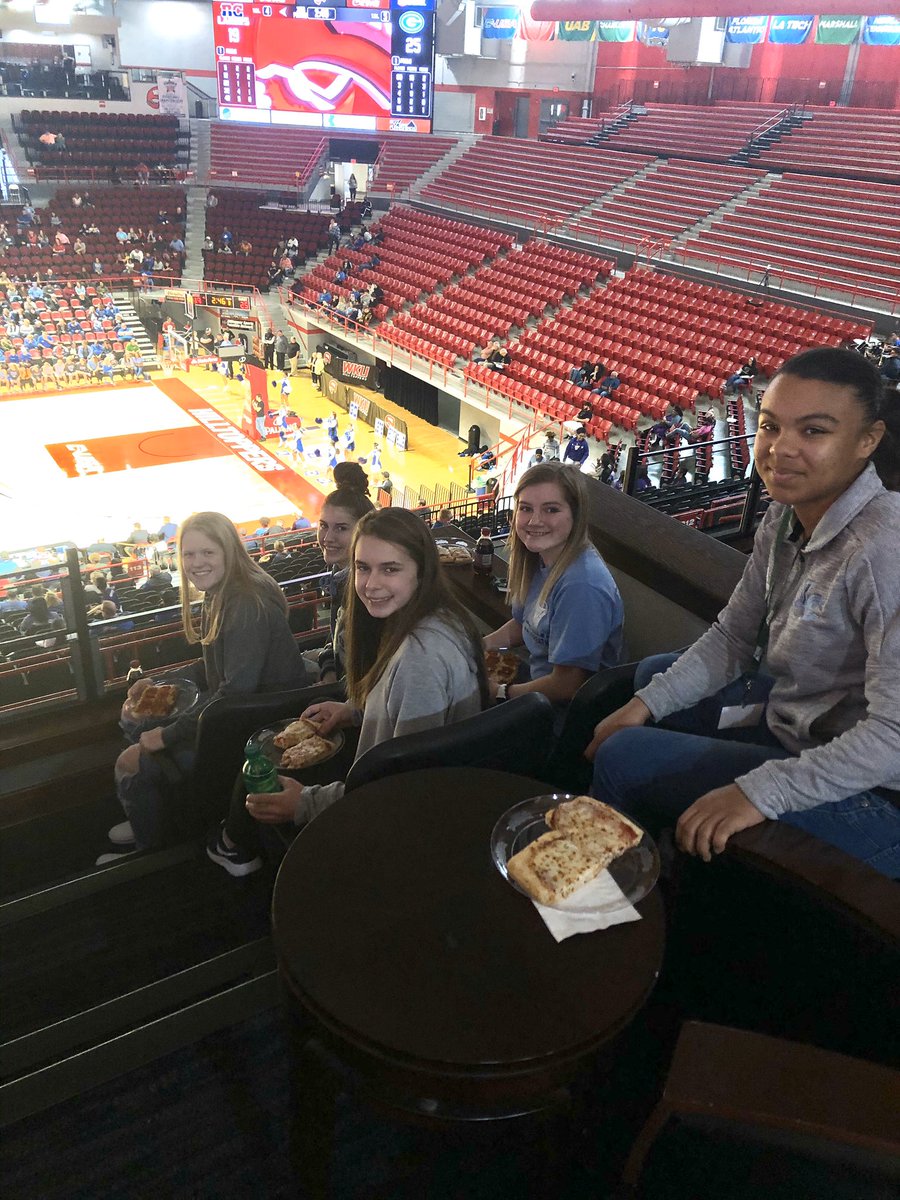 Team time at opening round of Regionals! #onefamily