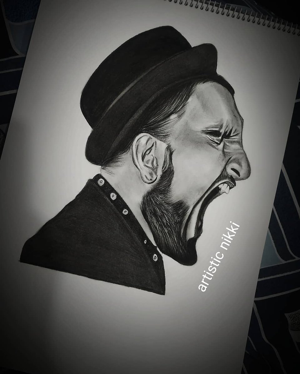 RFanarts's tweet photo. Drawn by Nikki Agarwal
.
.
@RanveerOfficial 
.
.
.
#ranveersingfanarts #fanarts #RanveerSingh #fanslove #SooryavanshiOn24thMarch https://t.co/dsgojLPUFa