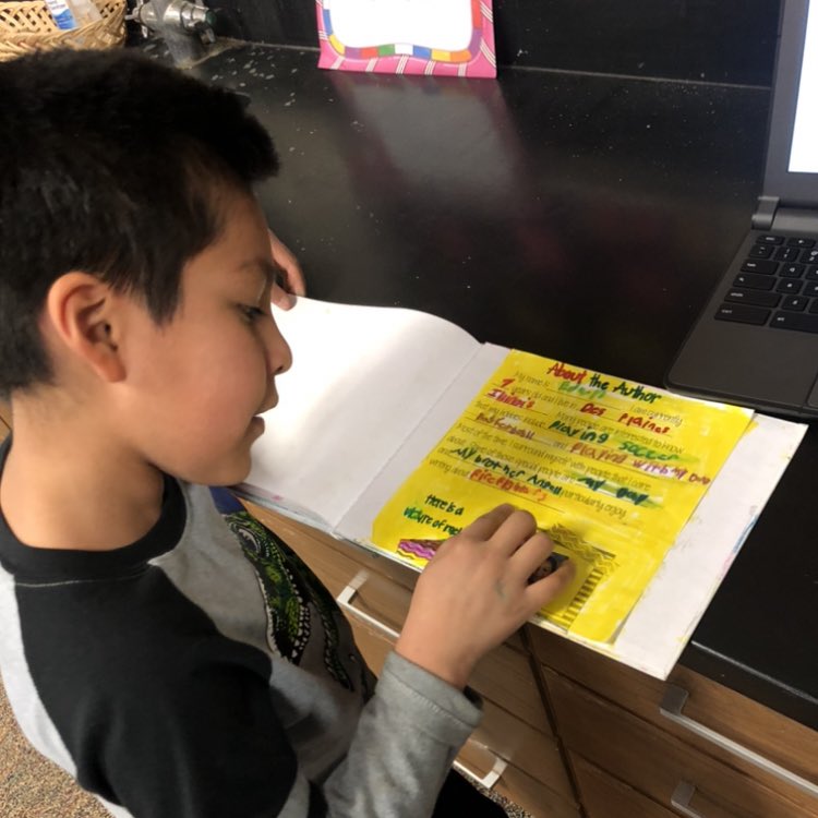 Look at these 2nd grade authors! 🤩Ms. Sanchez’s students are animal experts! They did such an amazing job presenting their books to visitors all afternoon! 🐝🕷🦋 #ApolloPride63 #63Success