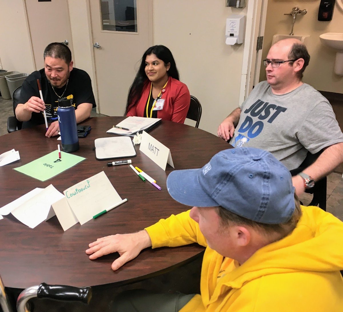 SacHTSP's tweet image. Last Thursday, our members of the Supportive Social Group for Adults with ABI enjoyed sharing with us during our Conversation Night! 😃

We look forward to seeing you all again next week! 👋🏽

#HTSP #ConversationNight #FunWithFriends