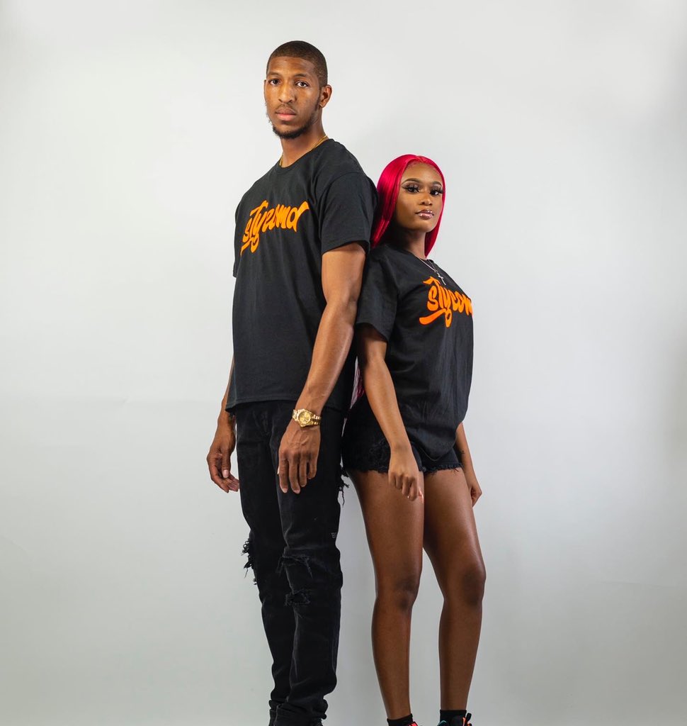 FreshxVince's tweet photo. Better tell them boys pay attention because thangs are different .  STYCOMD OUT NOW 🖤 https://t.co/IEJSwQrSjl