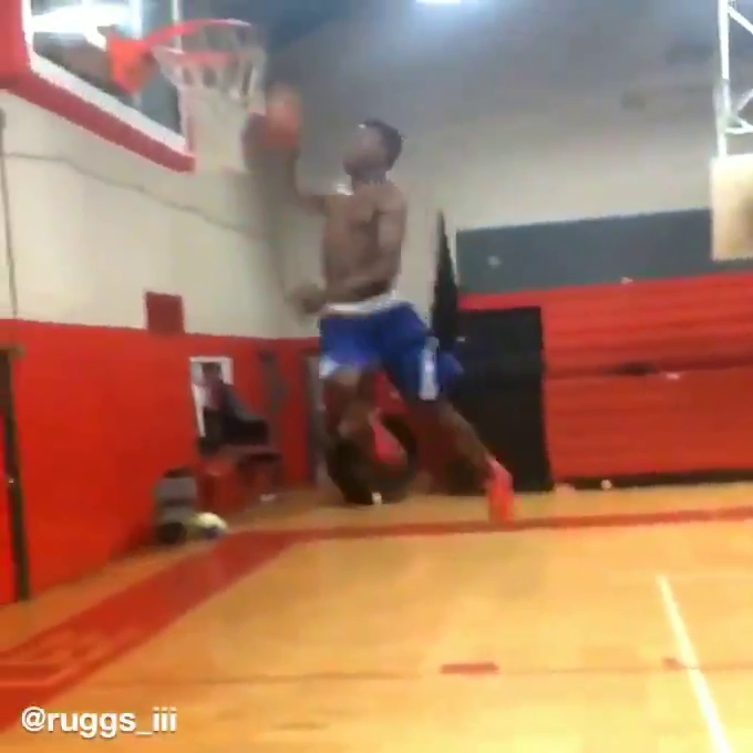 on Twitter "5’11” Henry Ruggs runs a 4.27 40, has a 42