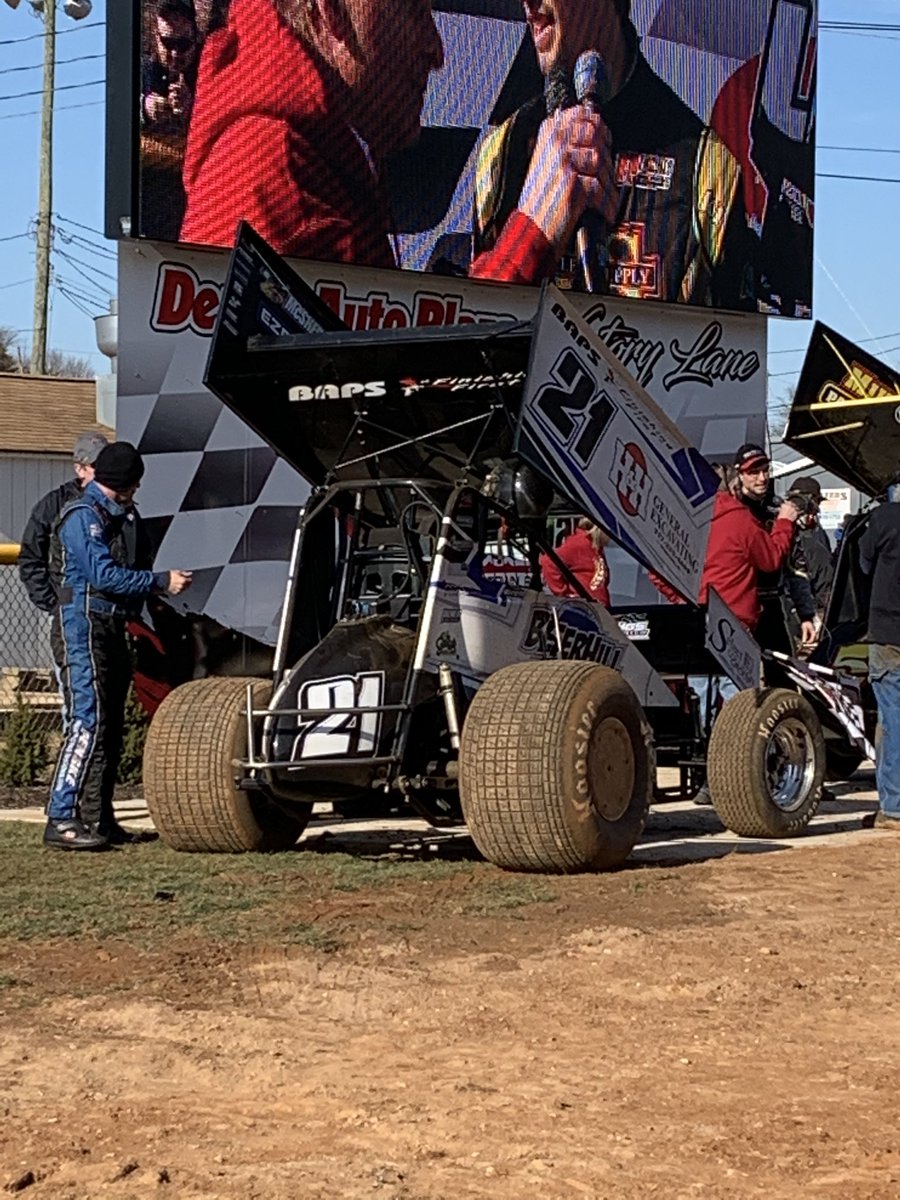 Premier Racing Team tweet media