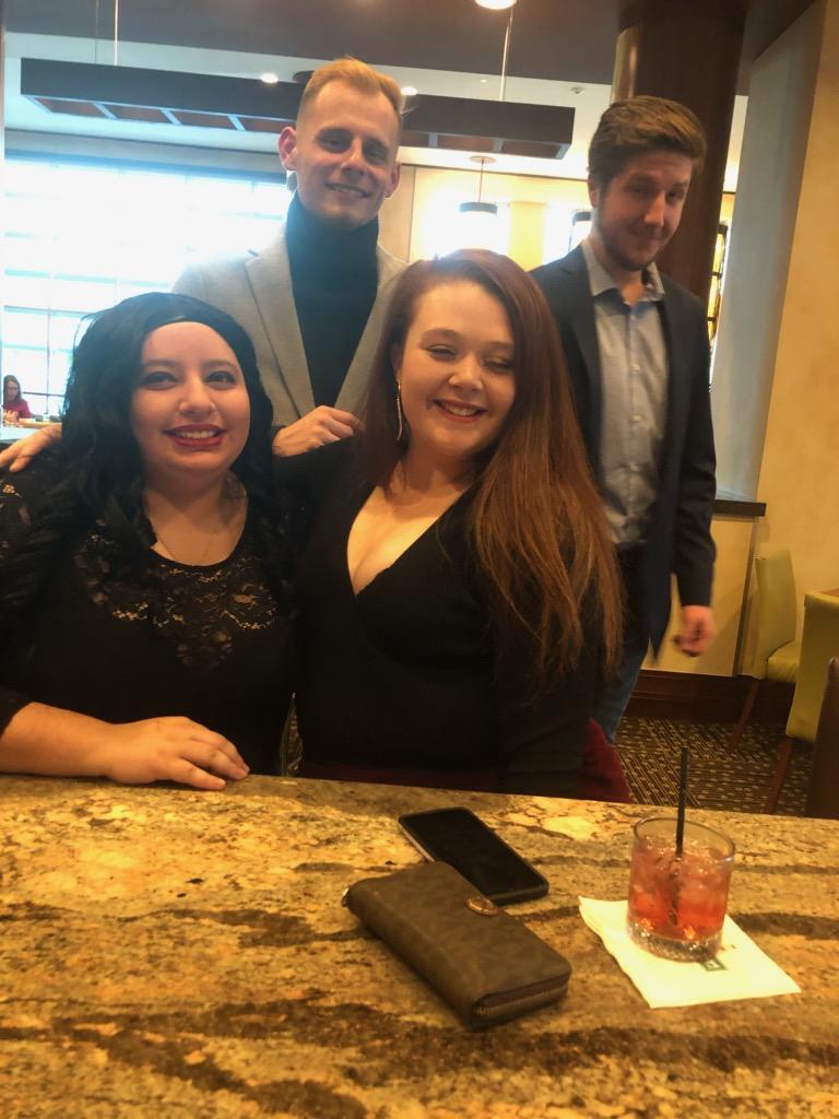 AlyssaChaney12's tweet photo. Ths excruciating hangover was worth it #21Fun 🥳 https://t.co/xLZABU36y2