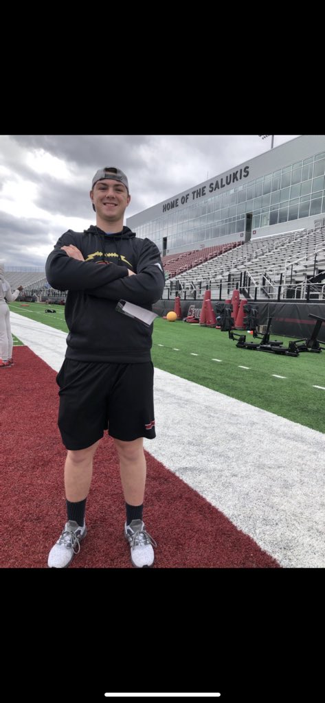 MaaskeZack's tweet photo. Had a great day at SIU junior day! Thanks for the opportunity @Gaizka_SIU @Coach_SBrown @17NickHill @CoachPatPoore @CSmithScout @RavenwoodFB #UnleashTheDawg https://t.co/EOoPhiNq9w