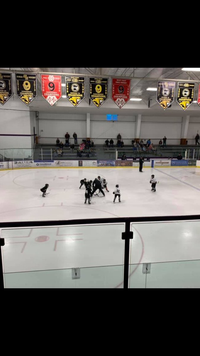 Puck is down at Mankato Mite Fest!!! ⁦<a href="/HockeyMankato/">EverythingMankatoHockey</a>⁩