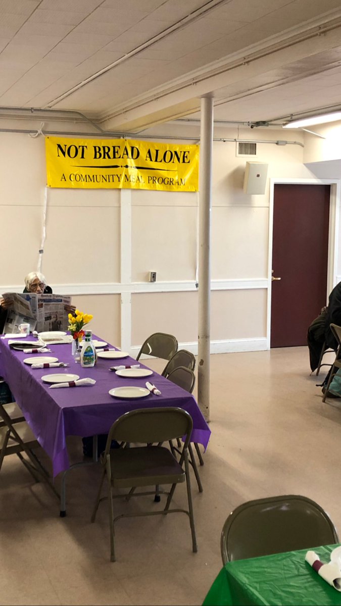 UMassBU's tweet photo. Earlier this afternoon, most of our eboard volunteered at the Not Bread Alone(NBA)Soup Kitchen at the First Congressional Church of Amherst! We assisted with providing meals to the area’s hungry and helped with clean up right after. And we had lots of fun doing it! #ubu #youbeyou https://t.co/u93cbjQEuB