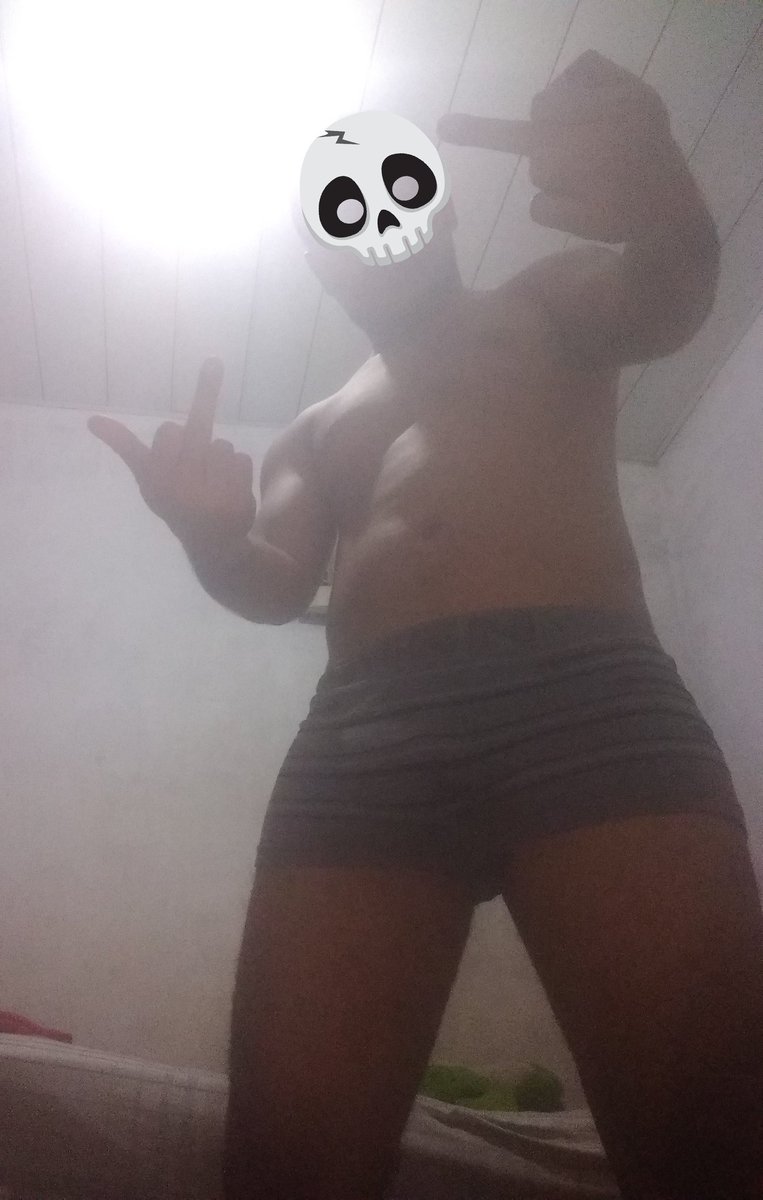 dono_puta's tweet photo. Eu que mando nessa porra, vem puta, vem me se humilhar e ser humilhada.

#macho #alpha #bruto #dominate  #cashmaster #puta #submissa https://t.co/Hvmwj68Uox