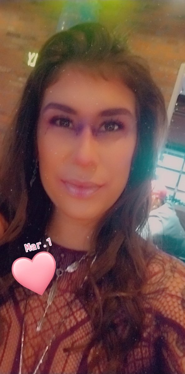 MLauraCoryander's tweet image. Mmmmmmmmmm love my all #purplelook from the #bloodlust #queenbitch collection #liquidlipsticks