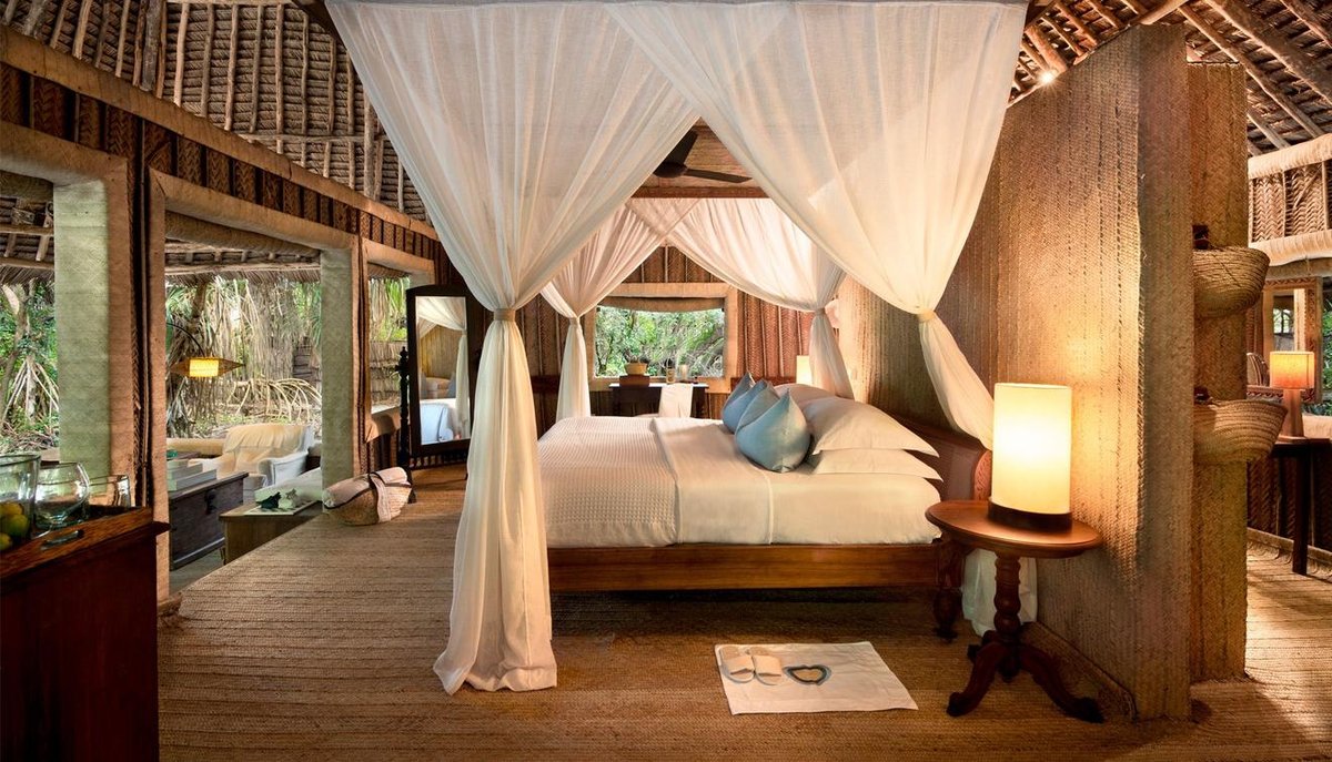 SouthernDest's tweet photo. Barefoot luxury on an idyllic private island just off #Zanzibar’s coast, andBeyond’s beautiful #MnembaIsland is the perfect place to relax and unwind after the thrills of an #Africansafari: https://t.co/D80zwYuEMA https://t.co/OIOAwz8tSb