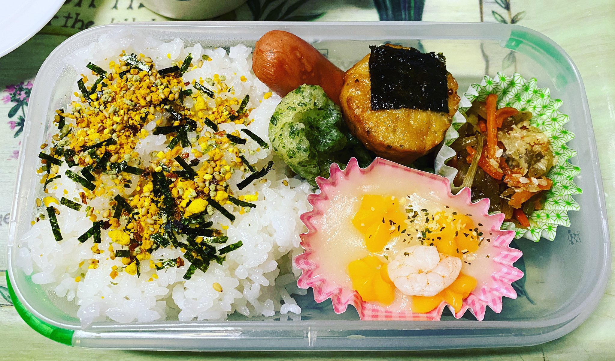 Takahiro Miki Auf Twitter お弁当 16日目 今日は手抜きですみません お弁当 お弁当おかず 弁当男子 お昼ごはん 節約 女子力 T Co Ryaahrgamm Twitter