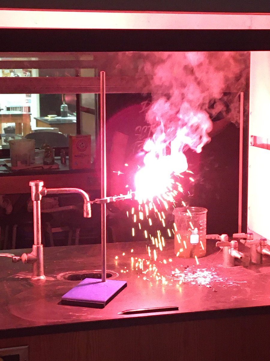 Matscigirl5's tweet photo. Tolles Saturday: great fun getting together with other science teachers. Thanks to Beth for the pyrotechnics activity! https://t.co/kVUtaxBcw8