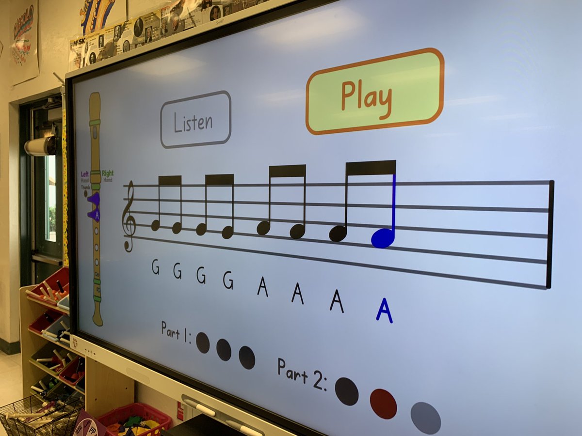 3rd Grade learning how to play Recorders with Playa-longs on our #smartpanel!  🎶🤗 #motorskills #coordination #cognitiveskills @MichellaLevy @MsKarenBerard @bfesfinearts @BinksForestES @SamikaSatter @SMART_Tech @SMARTRyan33