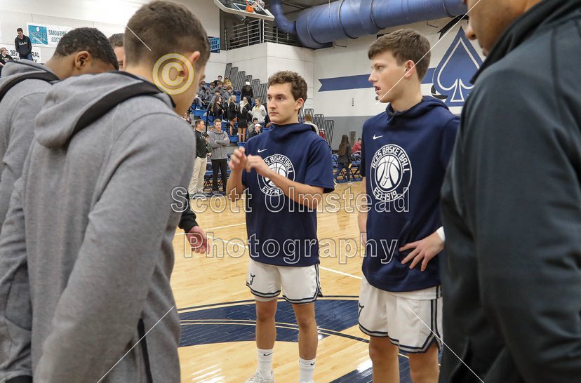 9 years ago we started our journey and it’s finally come to an end... countless memories that I’ll never forget, but most importantly I’m glad to be able to call these kids some of my best friends ❤️ brothers for life <a href="/stonejake8/">jake stone</a> <a href="/LeyBrody/">Brody Ley</a> <a href="/bitt3r5/">Brody Bitters</a> #0out
