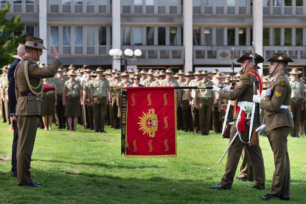 ChiefAusArmy's tweet photo. The GG bestowed theatre honours on the Army Banner, recognising the service of our East Timor veterans. As we commemorated their service, the Army celebrated it's 119th Birthday, focused on the great story of who we are, where we've come from and where we're going.#goodsoldiering https://t.co/Ch9Sw1UPkg
