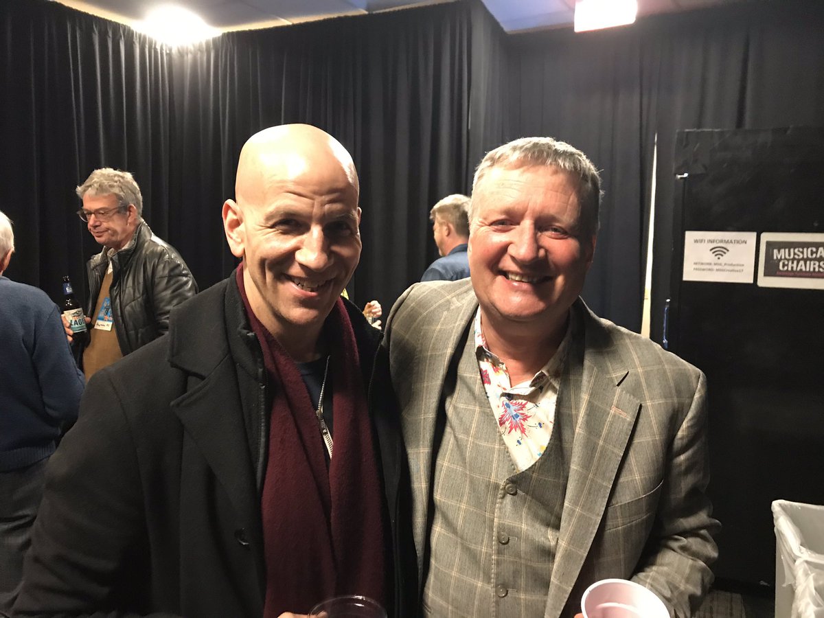 kristine_stone's tweet photo. Need a weekend to recover from my weekend...
TY @Jared_Max ❤️🙏!!!
FAB(!) fri nite @TheGarden w @Squeezeofficial @glenntilbrook @chrisdifford & #SimonHanson ⭐️⭐️⭐️⭐️👍 https://t.co/Kv1dQ42YG9