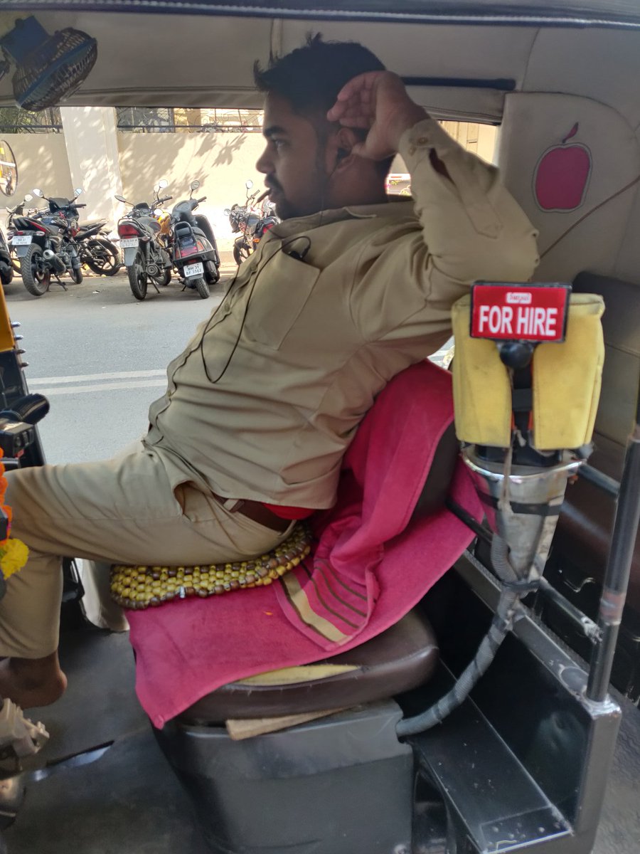 samarthhaveri's tweet photo. MH47 X 7113
Name: ACCHELAL RAJDEV YADAV
He denied ride bcoz he didn't want to go to Andheri frm Kandivali E Thakur Village at 9:45am &amp; he ws replying with his abusive language. I request to pls take action against these goons. @mtptraffic @RoadsOfMumbai @traffic_mumbai https://t.co/TwiTzWoKzY