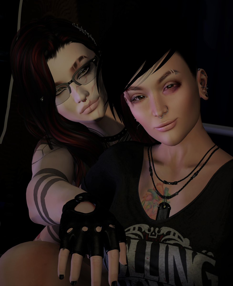 DamagedRavenSL's tweet image. I feel complete again.

Yes, that was a bit of a gay thing to say @KitchenTerror11