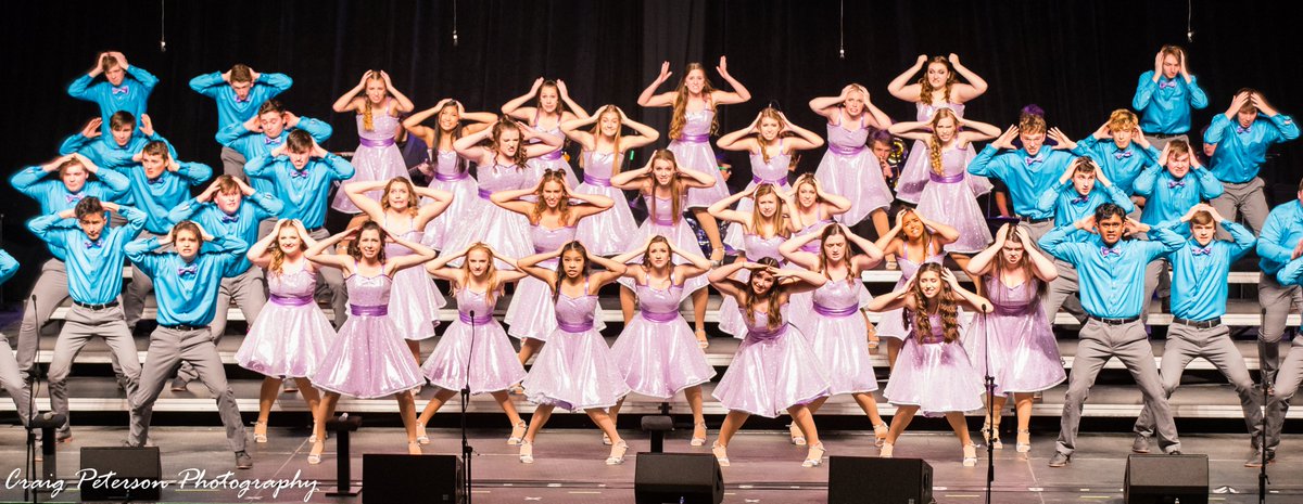 cspeters68's tweet photo. Link to Happiness Inc exhibition at the 2020 Raise The Roof show choir event are here:

https://t.co/dHiVlMyZfB

@batonking @KennedyRTR @CRCougars https://t.co/f2ZnFBg96f