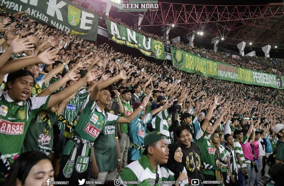 saringanaemy's tweet photo. buat saya jersey melambangkan kesetaraan, anda tidak perlu dikenal dari kelompok a,b,c atau d krn dengan berjersey orang akan mudah mengenali bahwa anda mendukung klub tersebut (tanpa perlu tahu asal usul anda darimana).

opini pribadi.
📸: greennord27 (ig) https://t.co/d2BqmC2LrL