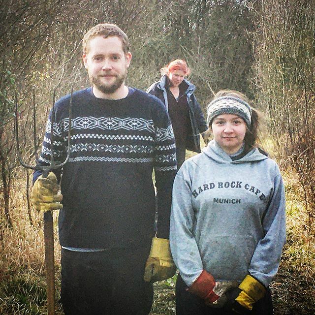 editbadger's tweet photo. Everton Gothic! Alice and Col re-enact a famous painting #AmericanGothic #GrantWood #ScrubBashing #HabitatManagement #Pitchfork #Re-Enactment https://t.co/eDREOKEZfk https://t.co/ri3xzEd4rQ