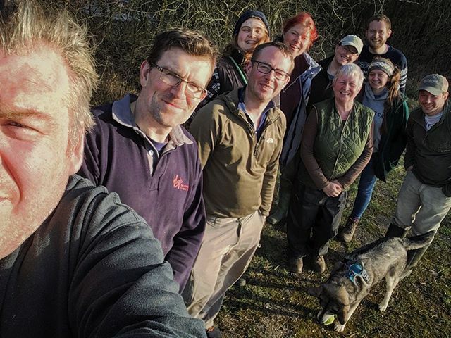 editbadger's tweet photo. I’m sure there’s somebody behind me! A fun couple of days with this lot #HabitatManagement #ScrubBashing #VolunteerWorkParty #TeamworkMakesTheDreamWork https://t.co/NIAMZcoSLZ https://t.co/0w56Gvb1gw