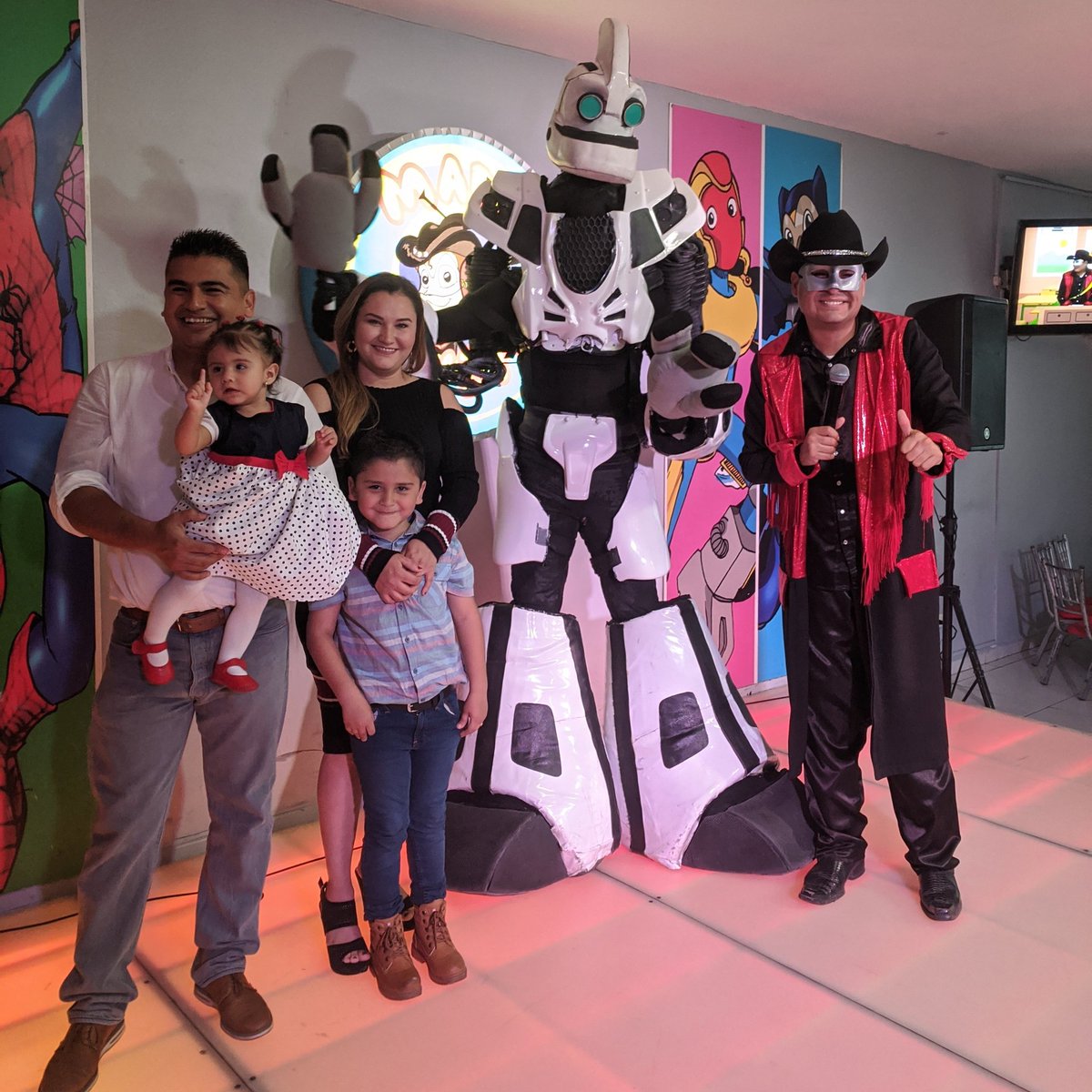 El Manito de la Tele tweet media