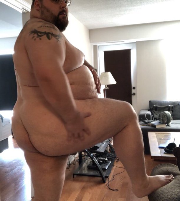 1 pic. Some still shots from a hopefully hot wanking vid I did earlier today...stay tuned! https://t