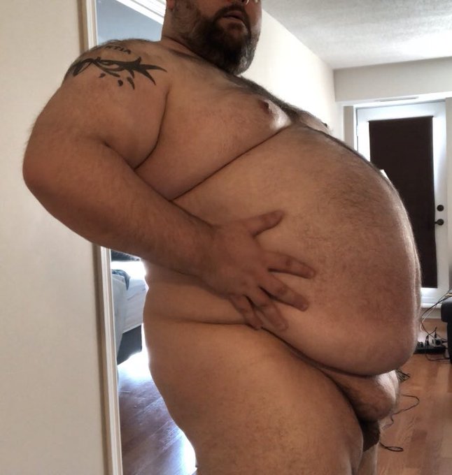 3 pic. Some still shots from a hopefully hot wanking vid I did earlier today...stay tuned! https://t