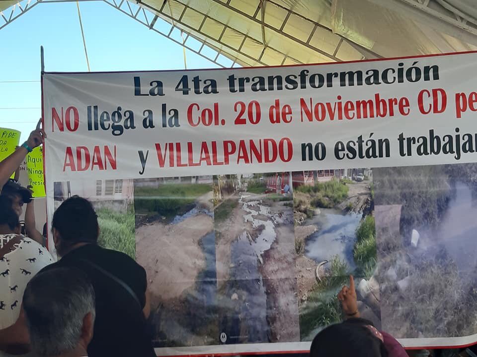 JuanitoRevienta's tweet photo. Inconformidad de la gente en Macuspana hacia la administración que encabeza RobertoVillalpando y en general Morena Tabasco en la visita del presidente Andres Manuel Lopez Obrador https://t.co/VMpLlyMxtl