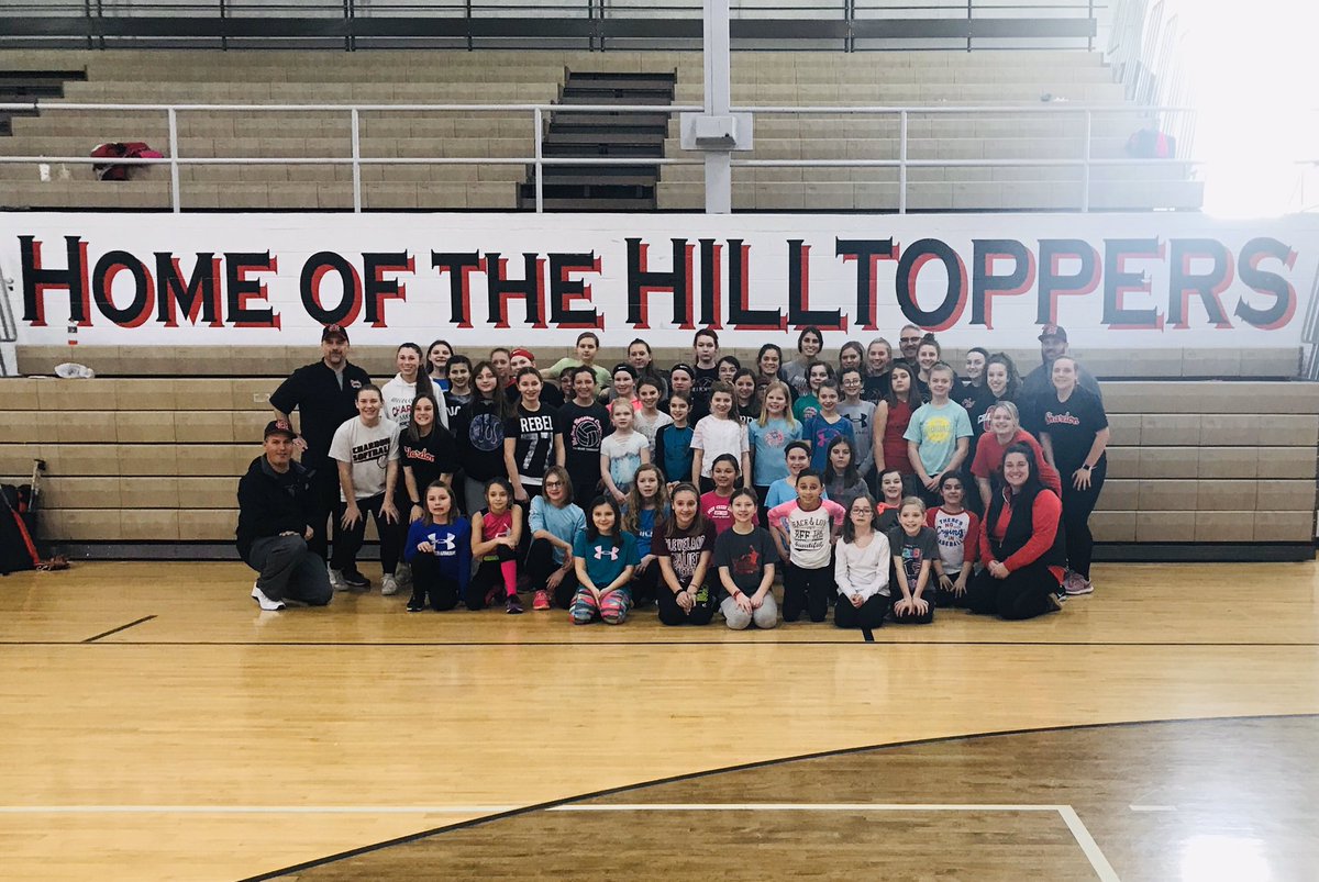 chardonSTORM16U's tweet photo. A huge THANK YOU to the @Topper_Softball coaches and players for hosting an awesome skills clinic today! #FutureToppers #Chardon #Fastpitch #softball https://t.co/B5XKwJcqg3