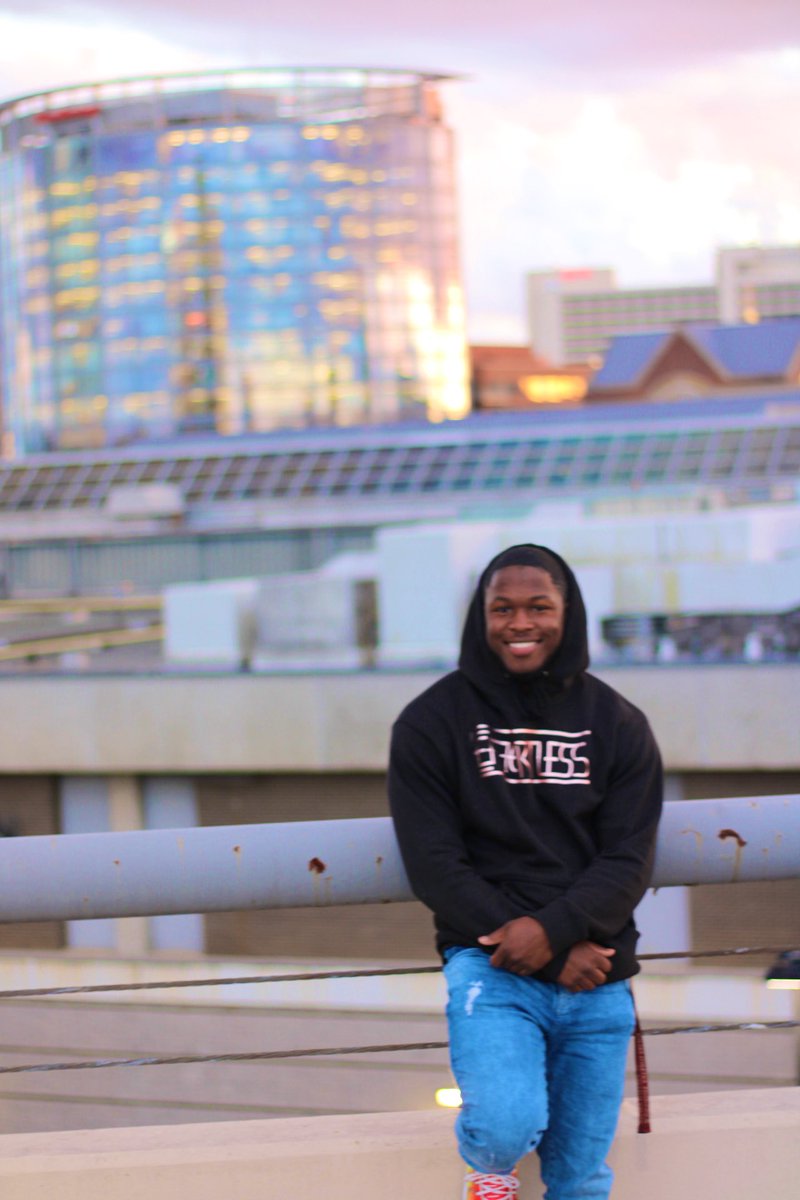 Effortless_EF's tweet photo. You had me at Rosé👀
The EF RoseGold hoodie! Available Now at https://t.co/mhk5w7ppHt 
#RememberWhyYouDidIt 🔥 https://t.co/oO7gCQmfhf