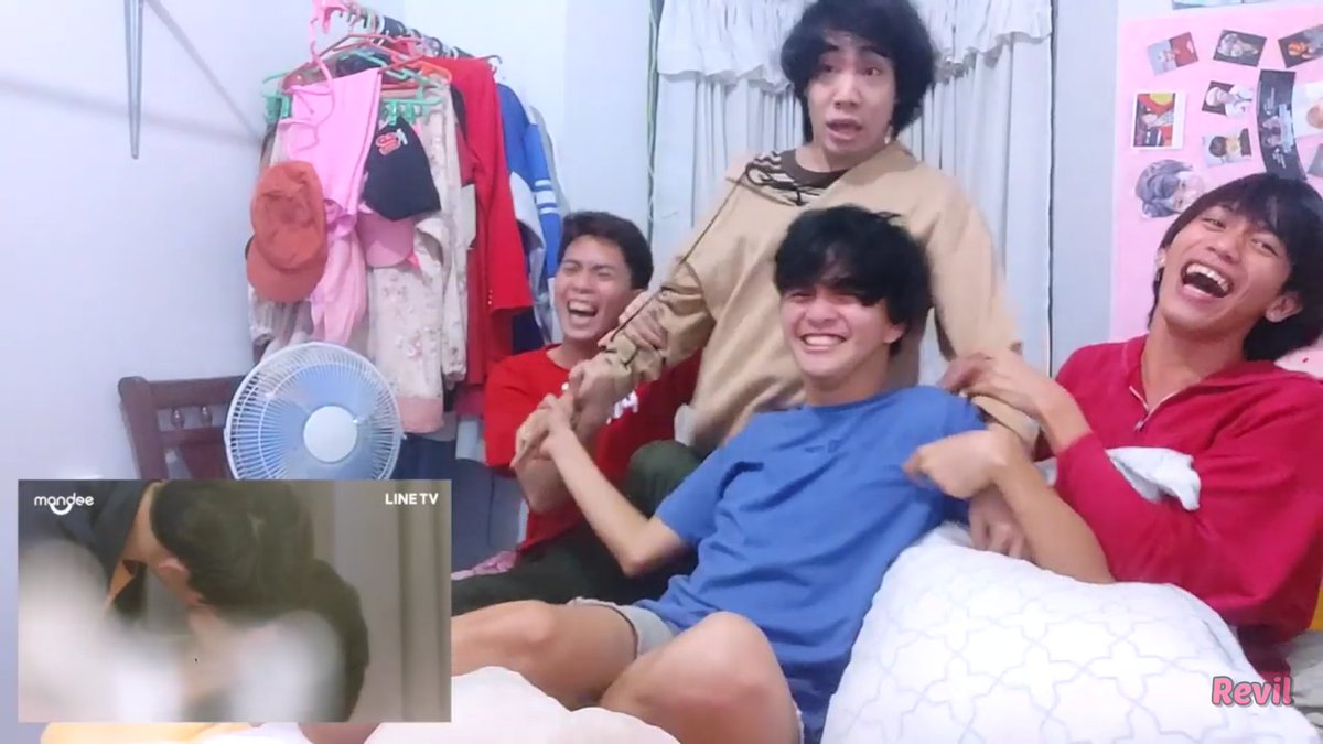 karenwuvsmew's tweet photo. The great wall of @CaseyMercadoo ~ has fallen🤣 jusko dear. Kaya pa ba? Should create a hashtag #savecasey from @REALLYREVIL every reaction vids😂
More power to you guys. https://t.co/2BO05mSK7t