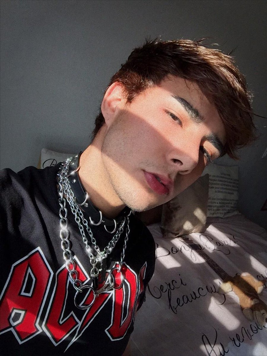 Danny_sad_0's tweet photo. 🖤🔥 https://t.co/vaWbMYmm5p